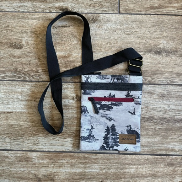 DaKine Jive Crossbody Shoulder Purse Bag Pattern Adjustable Strap Jackalope - Picture 13 of 13